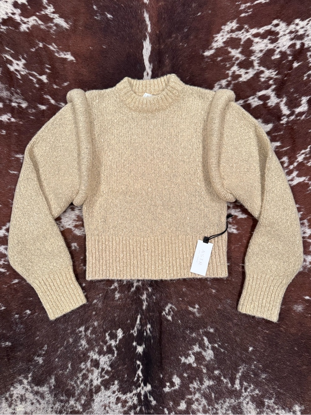 Astr Cream Puff-Sleeve Crewneck Sweater